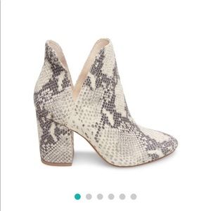 Steve Madden Snake Skin Booties!